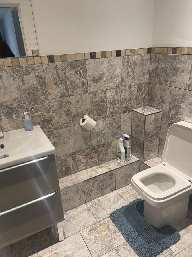 Beautiful En-Suite Bedroom Ipswich Exterior photo